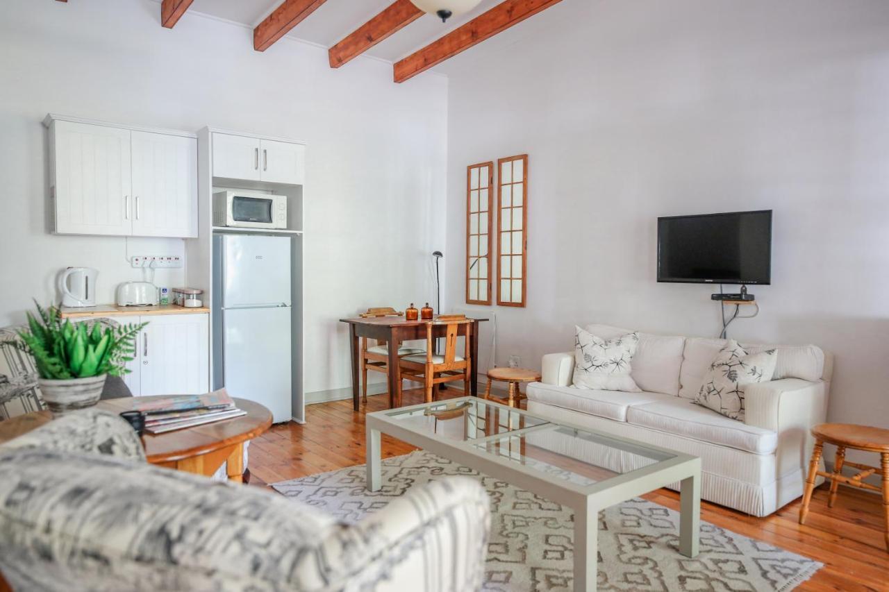 River Bend Guesthouses Graaff-Reinet Eksteriør bilde